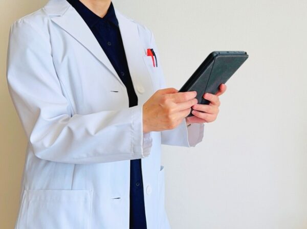 クリニック開業時の電子カルテ導入サポートを依頼する際に気をつけておきたいこと【まず知っておきたい】