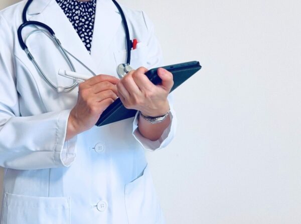 電子カルテのベンダー変更をしたいクリニックは多い?